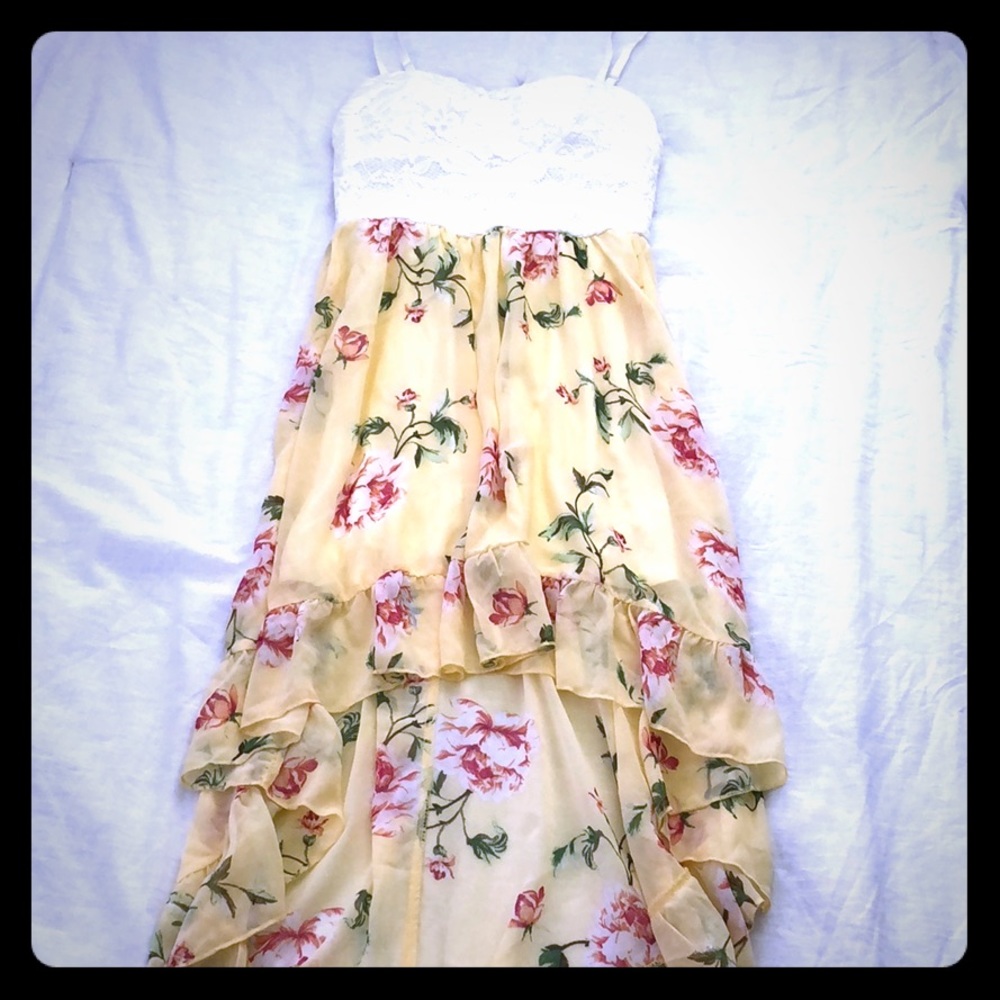 Lace/ flower summer dress